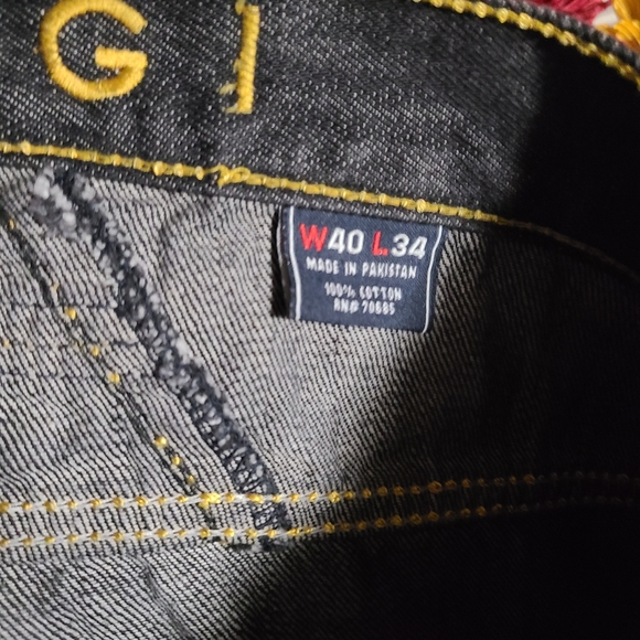 Authentic Coogi jeans.. - Picture 2 of 7